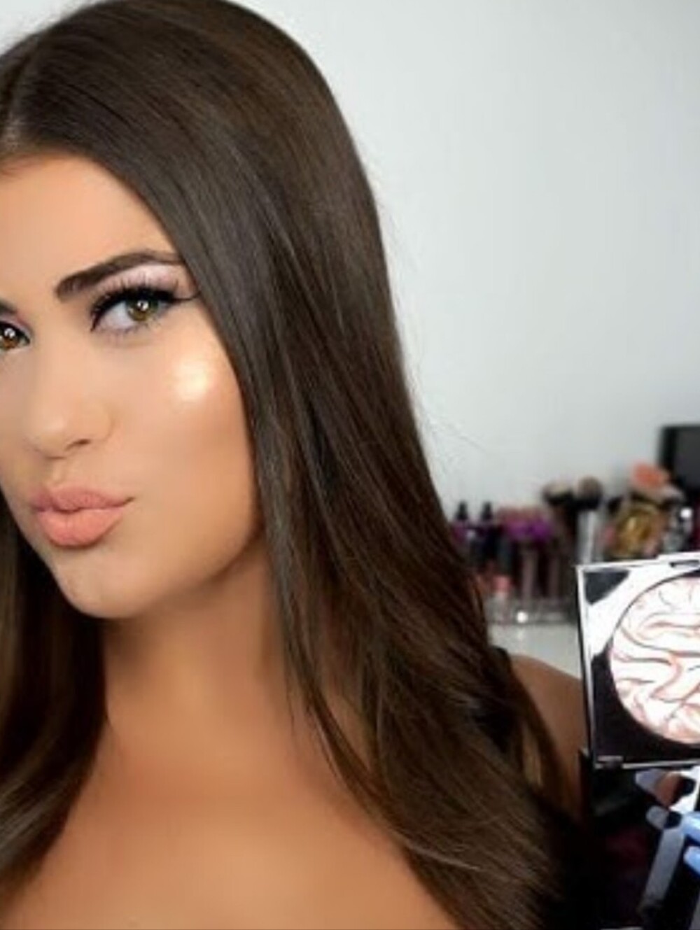 💕laura mercier Face Illuminator - Soft Champagne Pink Glow In Devotion